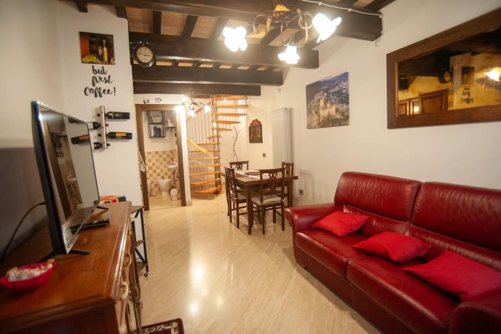 Casa Dell'Oliveto "Parcheggio Gratuito" Apartment Narni Exterior photo