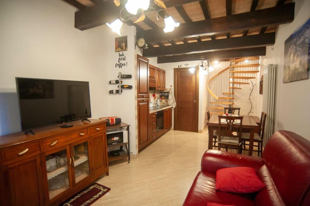 Casa Dell'Oliveto "Parcheggio Gratuito" Apartment Narni Exterior photo